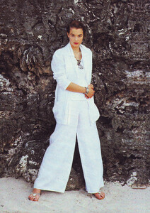 739601662_GraziaItaly29July199009.thumb.jpg.f1985d7156955401c7961eaaa99e0b05.jpg