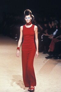 859275177_Kenzo1998WomenRTW109.thumb.jpg.766a9366de5070aa0f2e5805ab495085.jpg