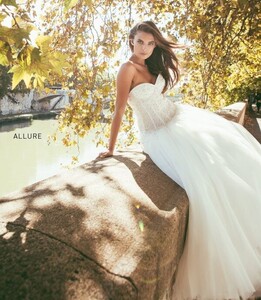 Alessandro-Angelozzi-Couture-25-bmodish.jpg