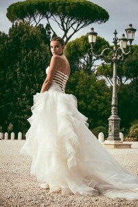 Alessandro-Angelozzi-Couture-45-bmodish.jpg