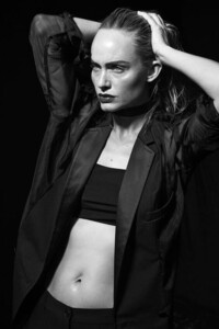 Amber-Valletta-55-1.jpg
