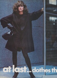 Boman_US_Vogue_November_1983_01.thumb.jpg.e7ec4743c4c5ffff7d59f4c207f05451.jpg