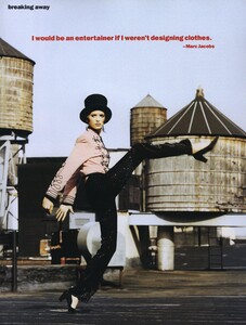 Breaking_Vadukul_US_Vogue_September_1992_11.thumb.jpg.ff3996d5b3b5869d66c69b54d66152f8.jpg