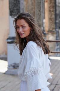 Daya-Cropped-Top-White-2.jpg