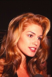 Dia-Cindy-Crawford-Celebrity-Photo-Agency-1992-KB-format.jpg