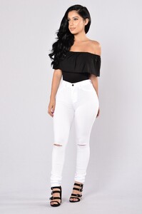 Fashion_Nova_08-04_269_1414x2121.jpg