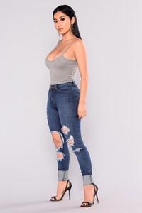 Fashion_Nova_09-19-17-776_1414x2121.jpg