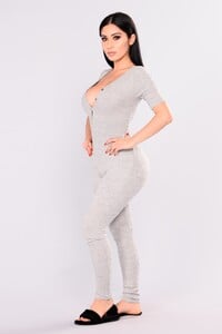 Fashion_Nova_10-11-17-501_1414x2121.jpg