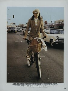 Hanson_US_Vogue_June_1992_02.thumb.jpg.5a7c4e437e727b33fcfff30dfb05c586.jpg