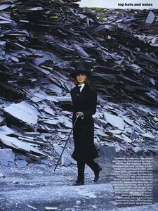 Hats_Elgort_US_Vogue_September_1992_12.thumb.jpg.0eee815198be8290e46326ec82fb8b12.jpg