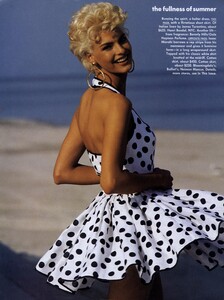 Hispard_US_Vogue_May_1991_10.thumb.jpg.b12064d71dbc8e2a014ab0a2e79d71f5.jpg