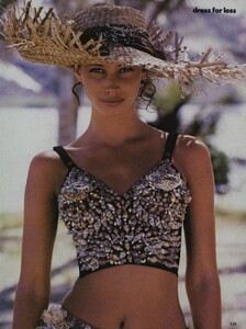 Island_Demarchelier_US_Vogue_June_1992_06.thumb.jpg.2a316098ae7167d7870d5743f7c938cd.jpg