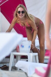 Kimberley-Garner-Sexy-The-Fappening-Blog-91-4.jpg