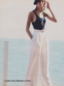 Lacombe_US_Vogue_November_1983_07.thumb.jpg.14170f36582dce143a8ae0adcf4fdd2d.jpg