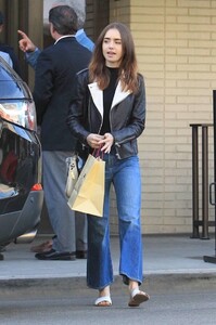 Lily-Collins-outstide-The-Palm-in-LA--07-768x1153.jpg