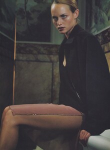 Luchford_Prada_Fall_Winter_1997_98_12.thumb.jpg.04184c9e220e6efe3c45b8c13bed9d8b.jpg