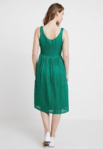 NA521C0K0-M11@5.jpg