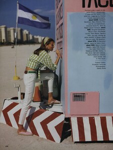 Nicks_US_Vogue_May_1992_01.thumb.jpg.948f595aa664d8e01faf23a1b623c0c0.jpg