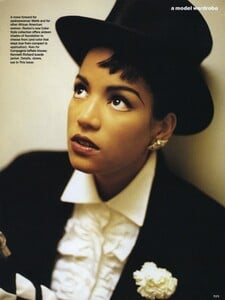 Nicks_US_Vogue_September_1992_06.thumb.jpg.ff5c281000d955e9dc664bc7fee2f8d4.jpg