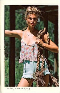 Painted-Hearts-Campaign-harmony-cami-mint12_03.jpg