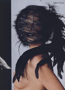 Penn_US_Vogue_December_1994_12.thumb.jpg.cb46f1307652b37356aa8edab6a4cb64.jpg