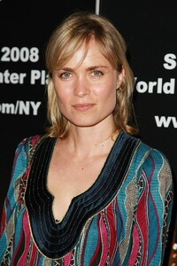 Radha_Mitchell_014.jpg