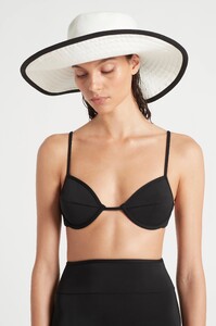 S06-20346-SirTheLabel-D3-0105.jpg