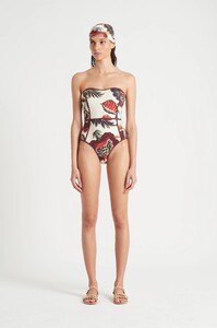 S21-20346-SirTheLabel-D3-0412.jpg