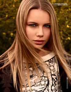 Serafima-Kobzeva-Andrew-Hiles-Design-SCENE-Magazine-11.thumb.jpg.6decd4300ab515edcb10f55effebff3e.jpg