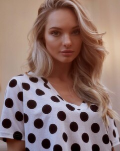 T-shirt-Dots-scaled.jpg