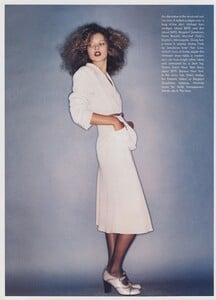 Teller_US_Vogue_December_1994_05.thumb.jpg.c864e77793779bd3b8c8a3a43450088d.jpg