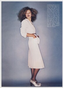 Teller_US_Vogue_December_1994_05.thumb.jpg.c9f616e4ceb7481cda44c427255cb643.jpg