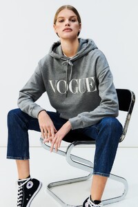 VC_HoodieGrau.thumb.jpg.aec68acdfc3d8f56df42f8774acb7f39.jpg