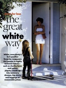 White_Snyder_US_Vogue_May_1991_01.thumb.jpg.9a2a272683b0e18fb3ce964a7f3a506d.jpg