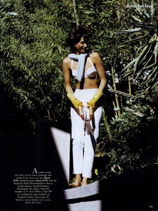 White_Snyder_US_Vogue_May_1991_04.thumb.jpg.c6b7031576acf9a336155368a1fac78d.jpg