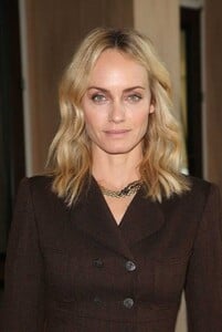 amber-valletta-21.jpeg