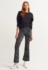 batik-desenli-legging-tayt_black-comb-siyah_1_enbuyuk.jpg