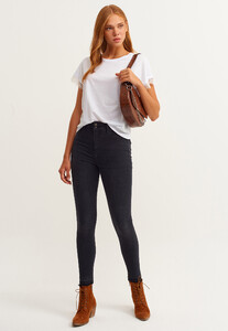 boot-neck-dantelli-tisort_white-beyaz_2_enbuyuk.jpg