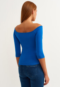 casual-deep-v-neck-tisort_malurus-mavi_4_enbuyuk.jpg