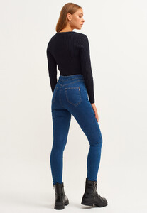 casual-jegging-skinny-pantolon_mid-denim-mavi_5_enbuyuk.jpg