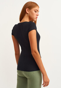 casual-u-yaka-tisort_black-siyah_4_enbuyuk.jpg