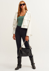 casual-u-yaka-tisort_step-yesil_2_enbuyuk.jpg