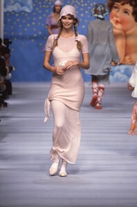 chloe-ss-1993.jpg