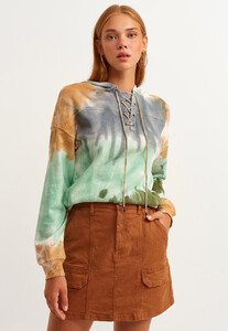 cosmos-batik-sweatshirt_batik-wash-cok-renkli_1_enbuyuk.jpg