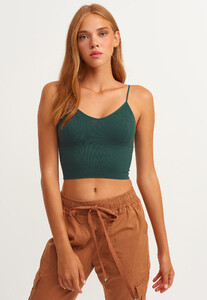 dikissiz-crop-top_fatsia-yesil_1_enbuyuk.jpg