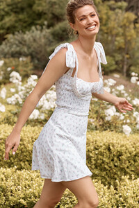 gianna-white-13.jpg