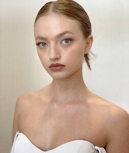 gilishani.makeup_1313661544687538107622921455168775826064763n.jpg