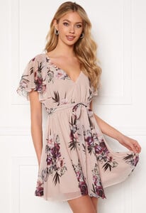 goddiva-floral-flutter-dress-latte.thumb.jpg.c639e6f000bf98efa1153f85e5110747.jpg