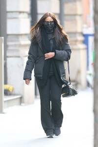 iman-winter-street-style-out-in-new-york-01-11-2021-1.jpeg