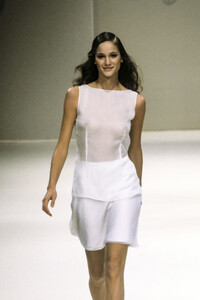 ines-de-la-freissange-ss-1998-3.thumb.jpg.9e2e9615a0b61354f724e4075f8d009f.jpg